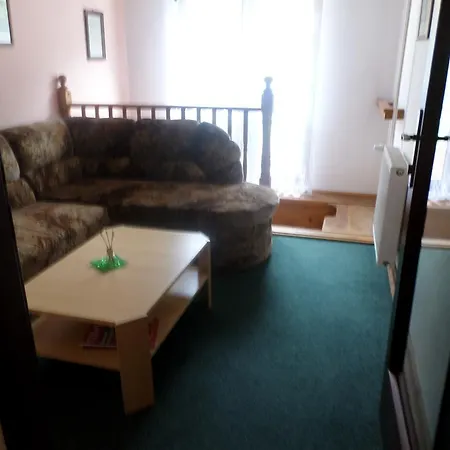 V Budech בית הארחה Křivoklát