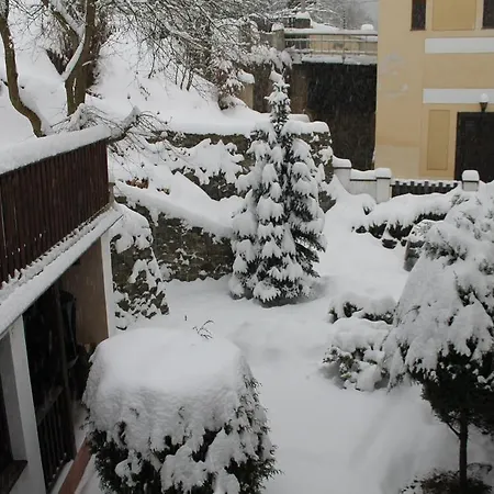 Guest house V Budech 3*